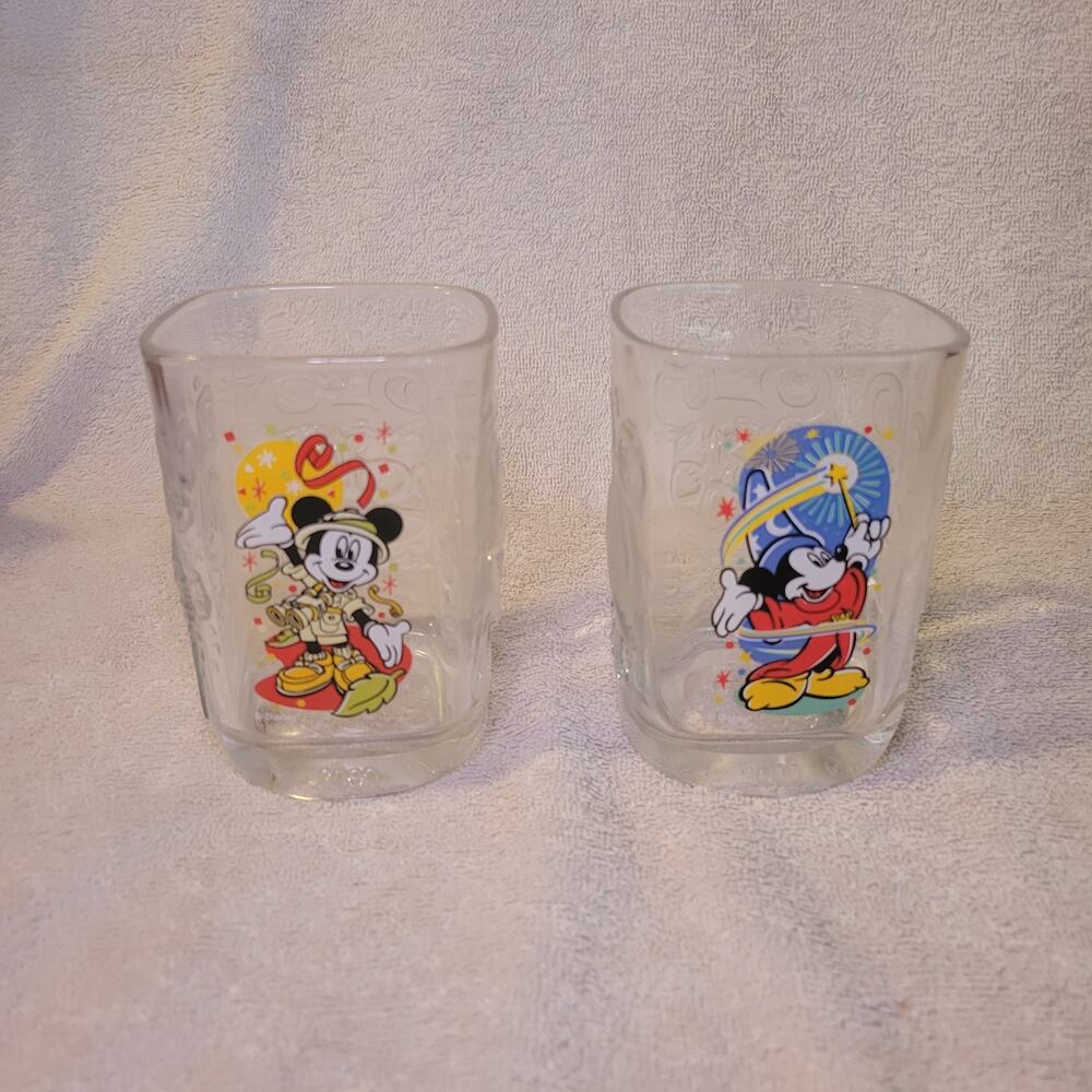 Walt Disney World Epcot & Animal Kingdom Celebration 2000 Mickey McDonald Glass